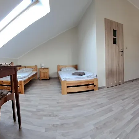 Izabela - - Zator Rum i privatbostad